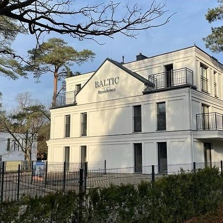 Green Apartment Baltic Residence Побєрово Екстер'єр фото